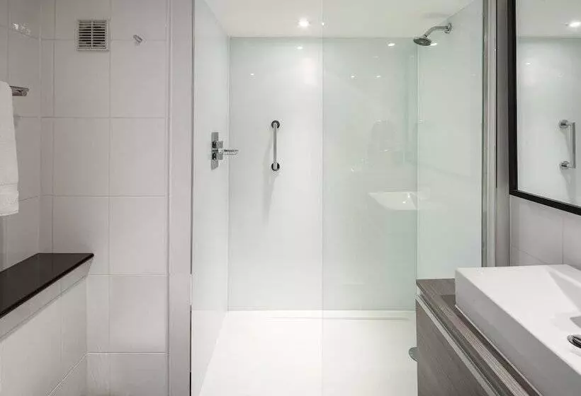プレミアムルーム, Crowne Plaza Stratford Upon Avon, An Ihg