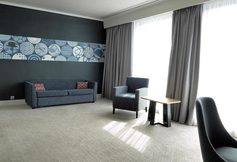 스위트 킹사이즈 침대, Crowne Plaza Stratford Upon Avon, An Ihg