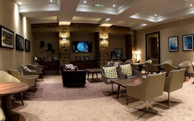 스위트 킹사이즈 침대, Crowne Plaza Stratford Upon Avon, An Ihg