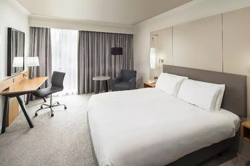 キングサイズベッドのスタンダードルーム, Crowne Plaza Stratford Upon Avon, An Ihg