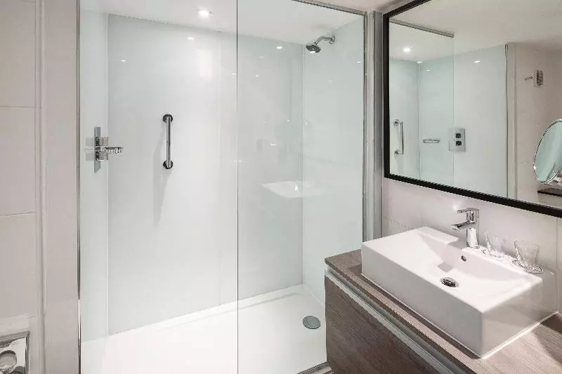 キングサイズベッドのエクゼクティブルーム, Crowne Plaza Stratford Upon Avon, An Ihg
