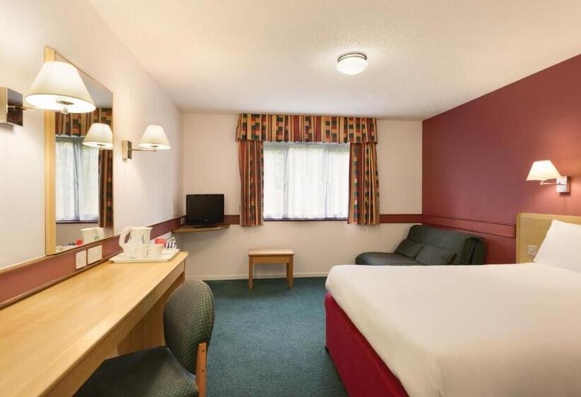 Номер Стандарт, Days Inn Hotel Bradford Leeds