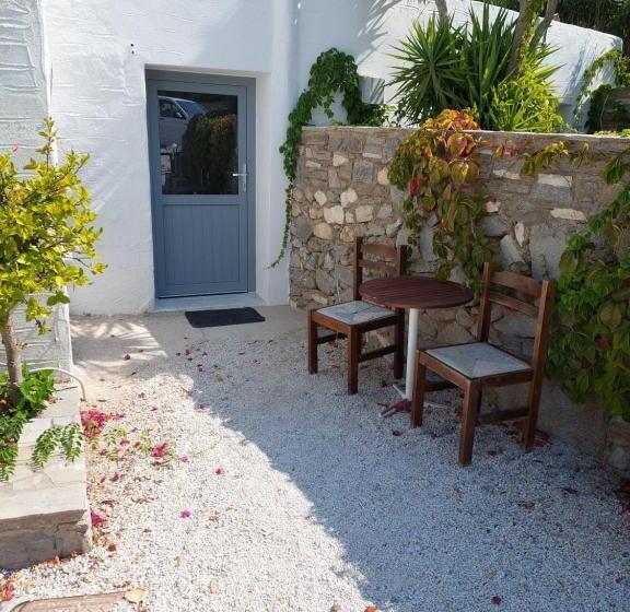 エコノミールーム, Eri