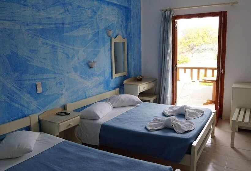 スタンダードトリプルルーム, Eri