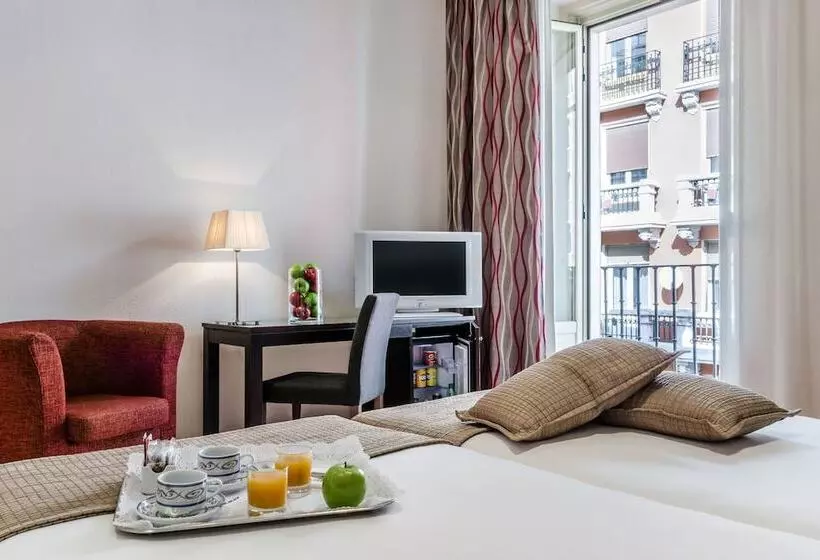 اتاق خانوادگی, Exe Suites 33