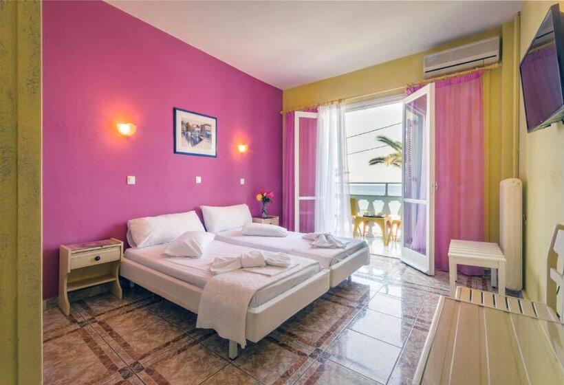 غرفة قياسية مطلّة علي البحر, Kokkari Beach