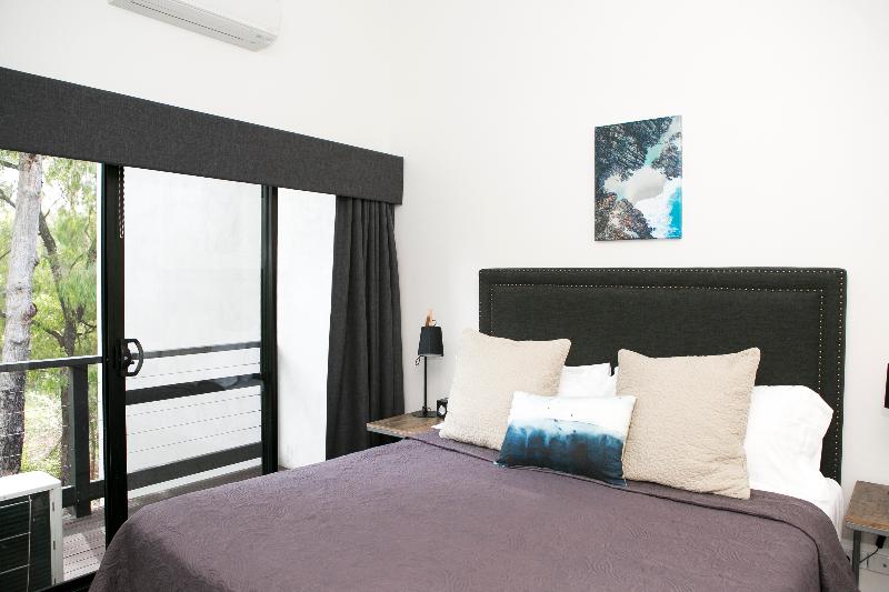 １ベッドルームアパートメント, Margarets Forest