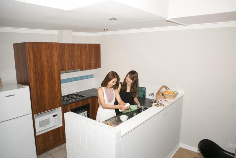 ２ベッドルームアパートメント, Margarets Forest