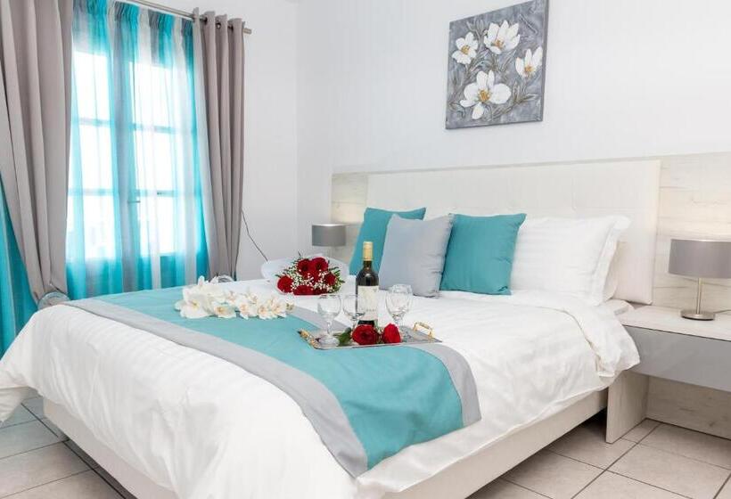 Standard Quadruple Room Sea View, Margarita