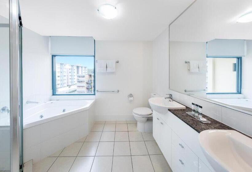 דירת שלושה חדרים, Oaks Sunshine Coast Seaforth Resort