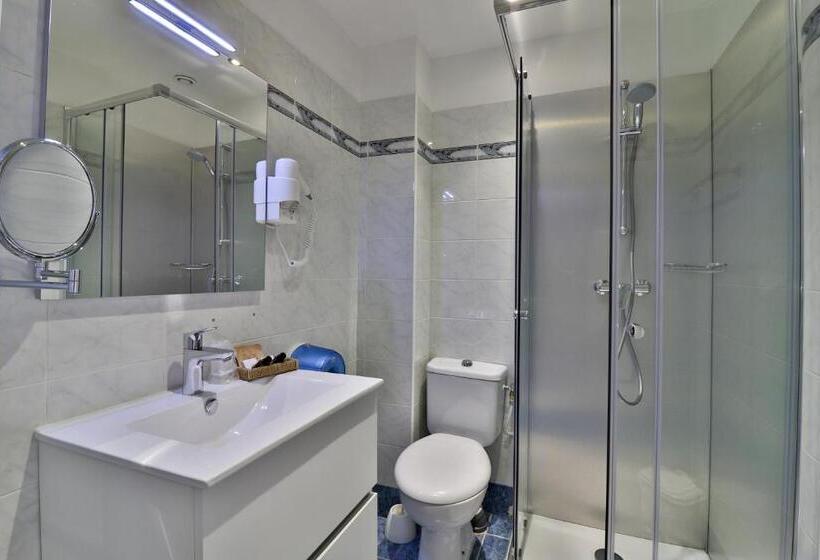 컴포트 룸, Restaurant De La Mer