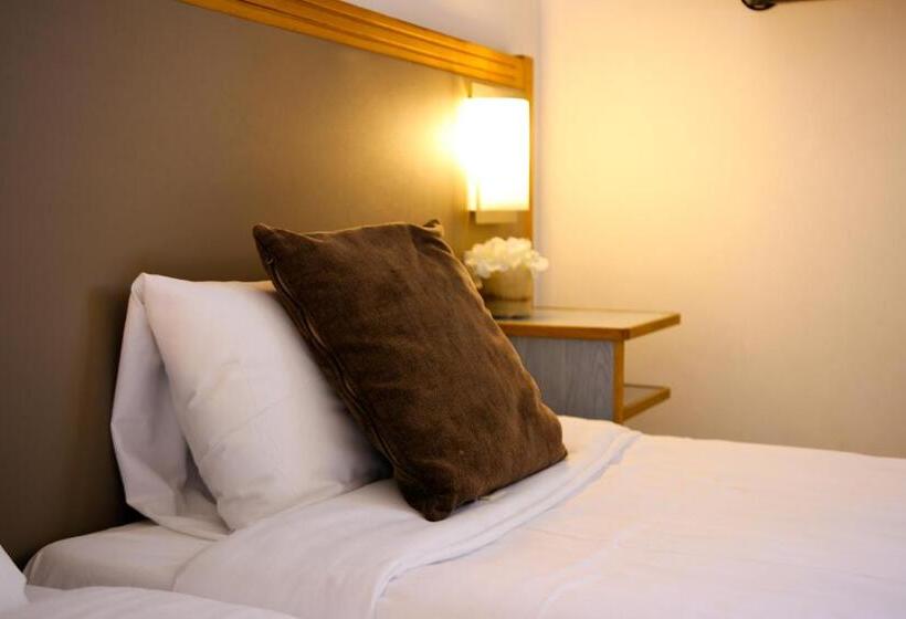 컴포트 룸, Restaurant De La Mer