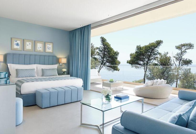 جناح عائلي, Sani Club