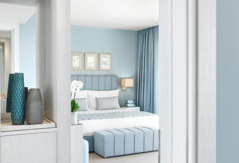 جناح عائلي, Sani Club