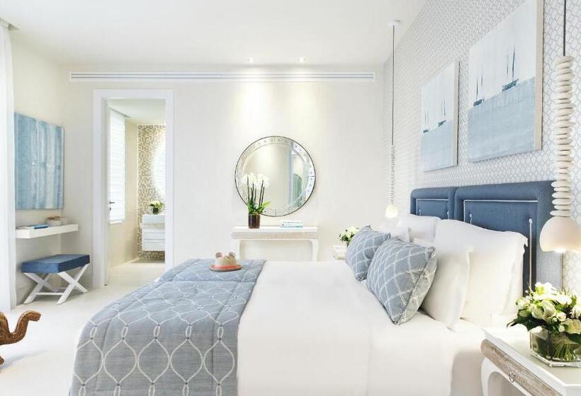 جناح بغرفتي نوم, Sani Club