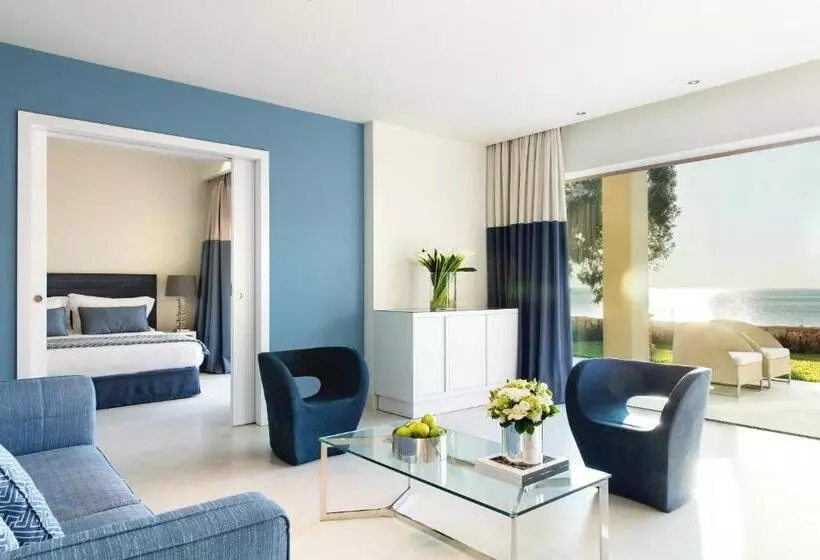 2 Bedrooms Suite Sea View, Sani Club