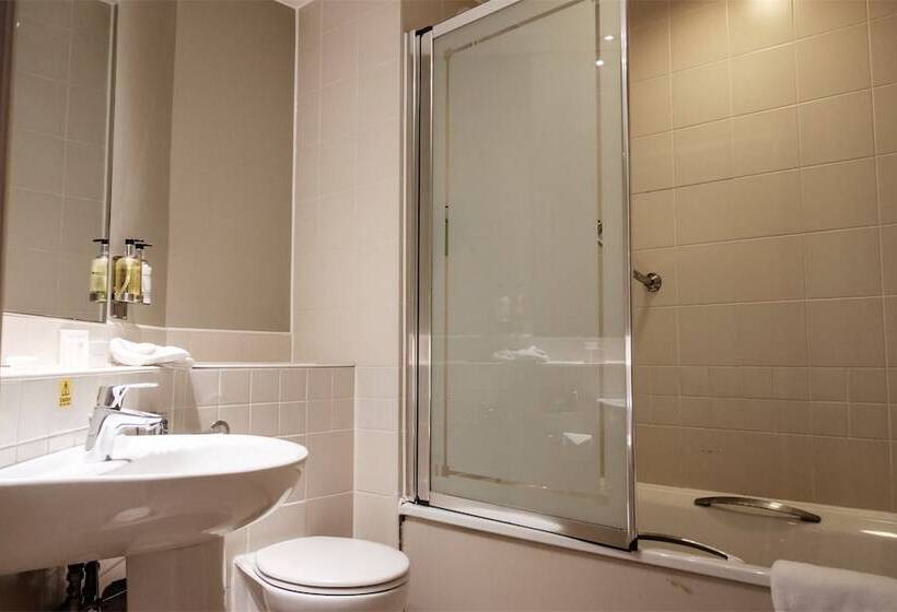 Номер Стандарт, The Mad Hatter