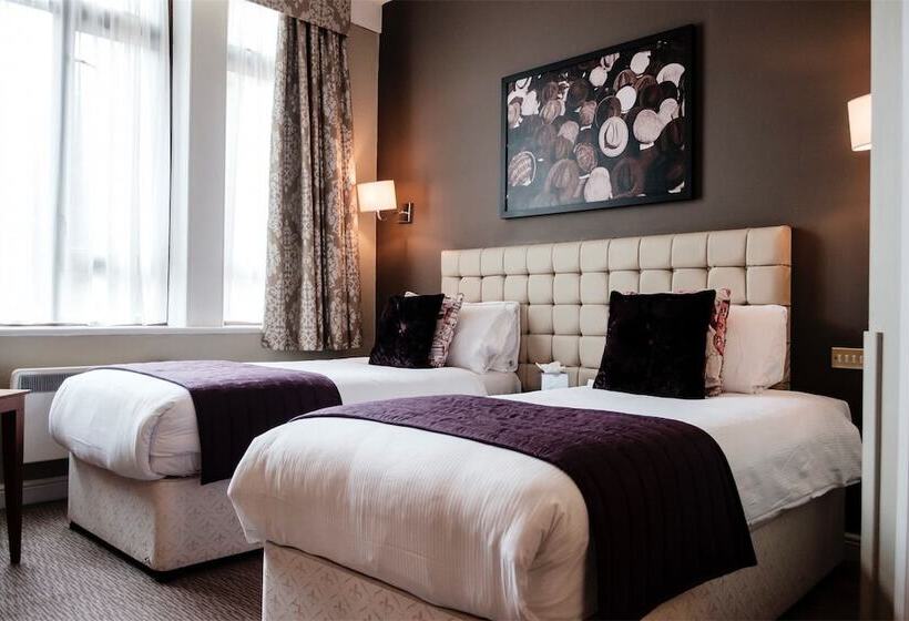 Номер Стандарт, The Mad Hatter