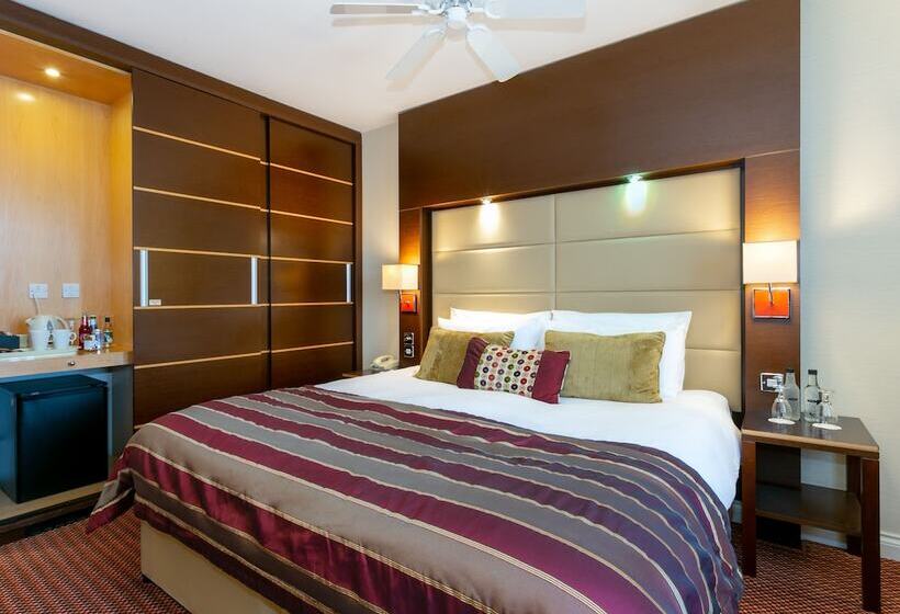 Номер Superior Кровать Кинг, The Park Royal Hotel & Spa