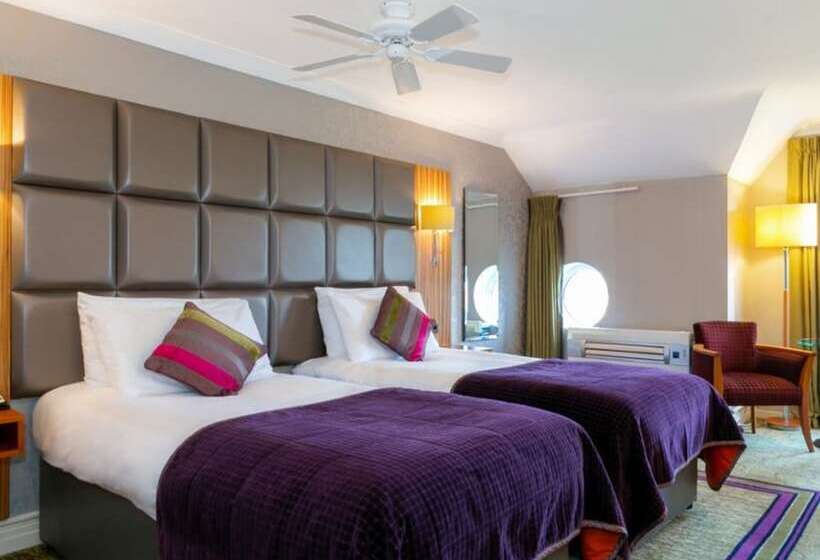 Классический Номер, The Park Royal Hotel & Spa