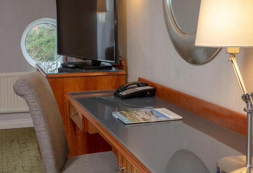 Номер Superior Кровать Кинг, The Park Royal Hotel & Spa