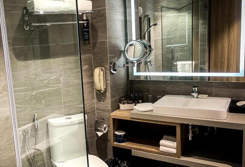 سوئیت جونیور با تخت بزرگ, Novotel Kuala Lumpur City Centre