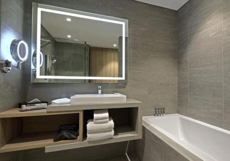 سوئیت جونیور با تخت بزرگ, Novotel Kuala Lumpur City Centre