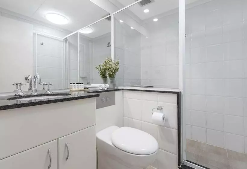 آپارتمان مدیریتی 2 خوابه, Oaks Sydney Goldsbrough Suites
