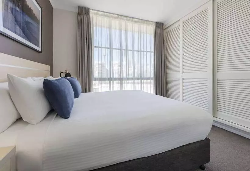 آپارتمان مدیریتی 2 خوابه, Oaks Sydney Goldsbrough Suites