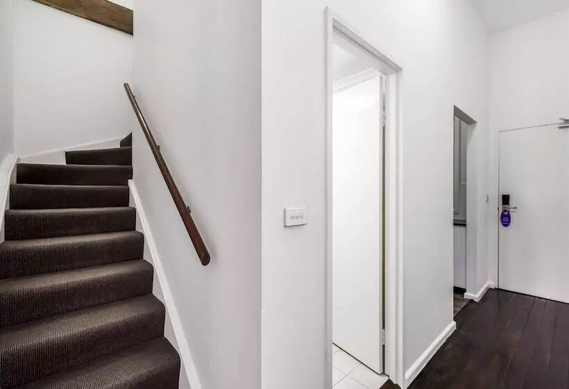 آپارتمان 2 خوابه, Oaks Sydney Goldsbrough Suites