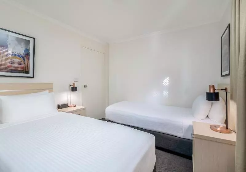 آپارتمان مدیریتی 2 خوابه, Oaks Sydney Goldsbrough Suites