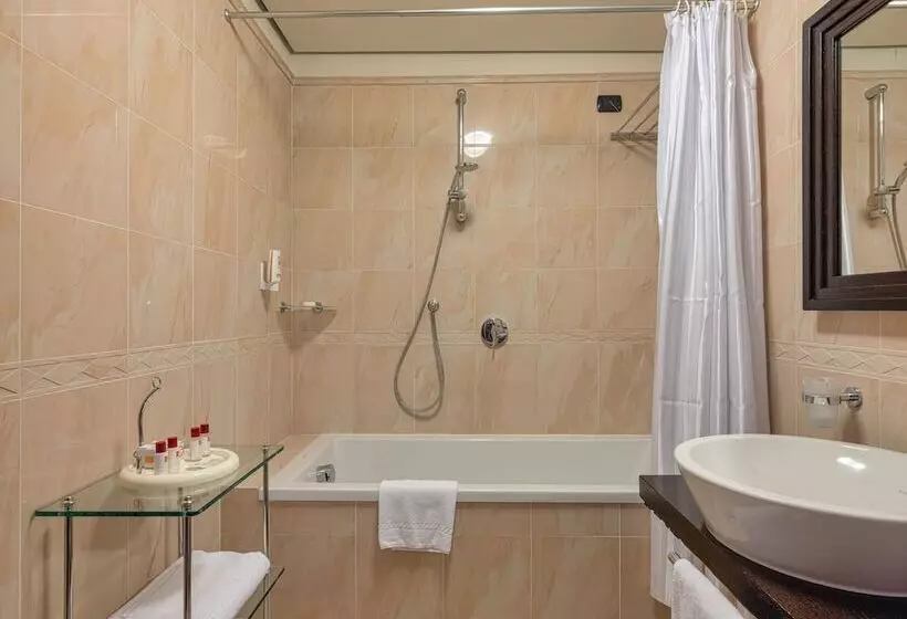 スイート, Active Hotel Paradiso