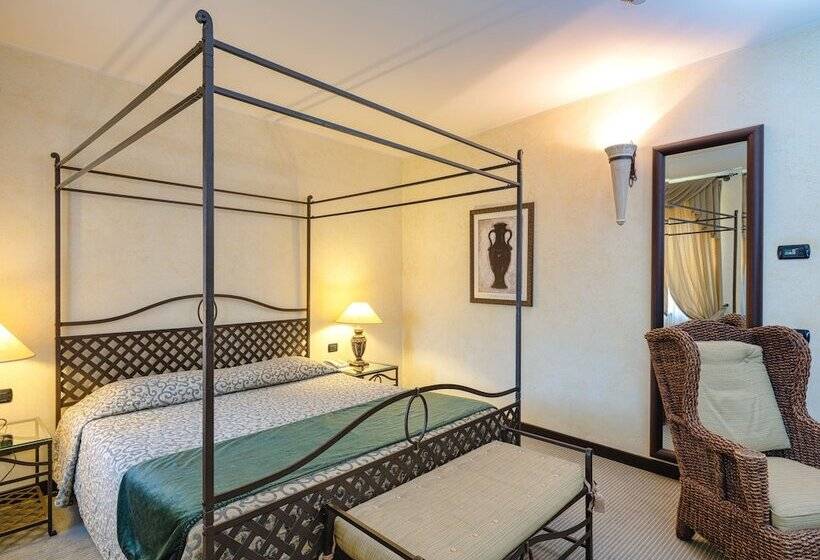 Полулюкс, Active Hotel Paradiso