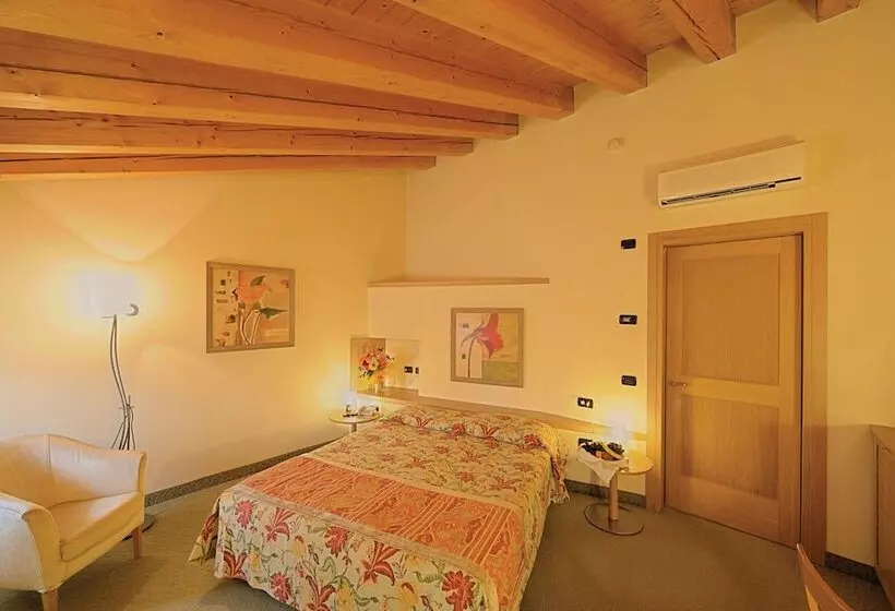 エコノミールーム, Active Hotel Paradiso