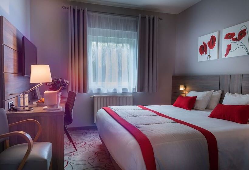 Номер Superior, Ibis Styles Charleroi Airport Aero 44