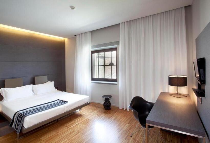 غرفة تنفيذية, Alter