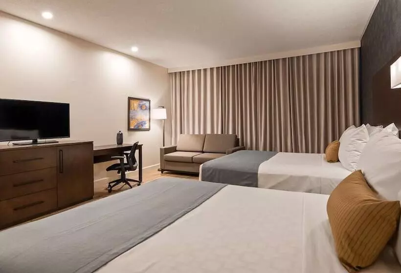 ２ダブルベッドのスタンダードルーム, Best Western Plus Montreal East