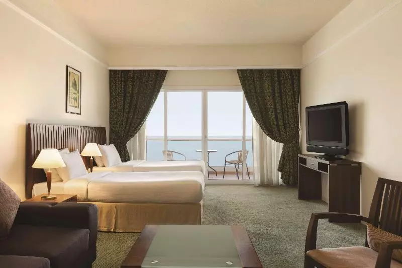キングサイズベッドのスタンダードルーム, Best Western Plus Montreal East
