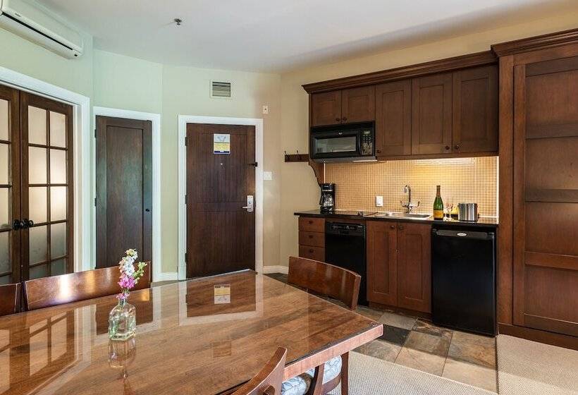 סוויטה משפחתית 2 חדרי שינה, Chateau Beauvallon