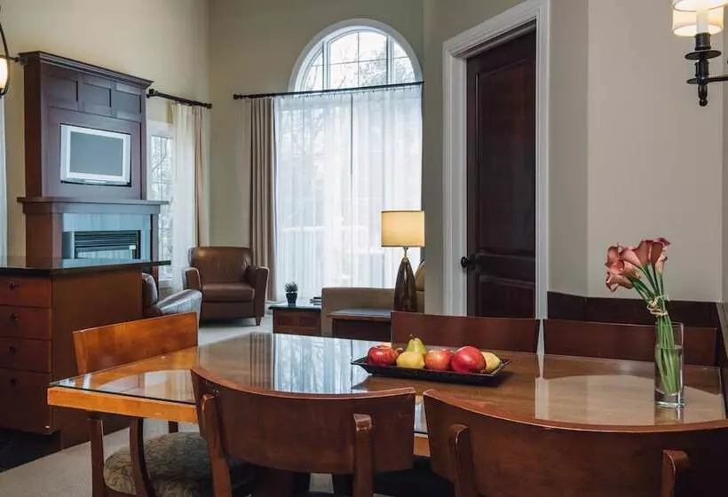 3 Bedroom Suite, Chateau Beauvallon
