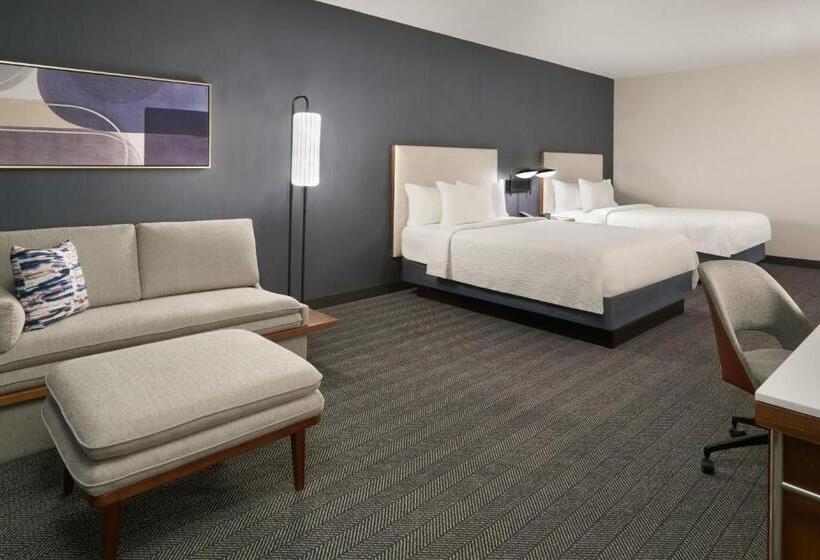 带2个双人床的标准工作室, Courtyard By Marriott Toronto Mississauga/meadowvale