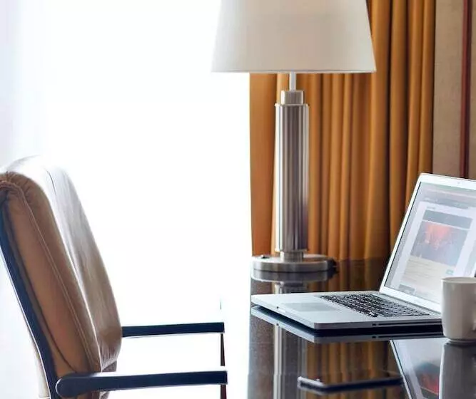 اتاق استاندارد با تخت دوبل, Ghent Marriott