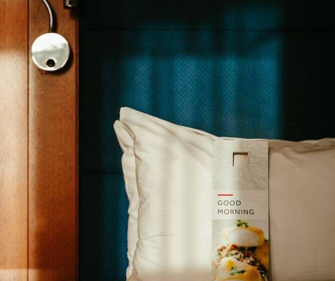 家庭间, Ghent Marriott