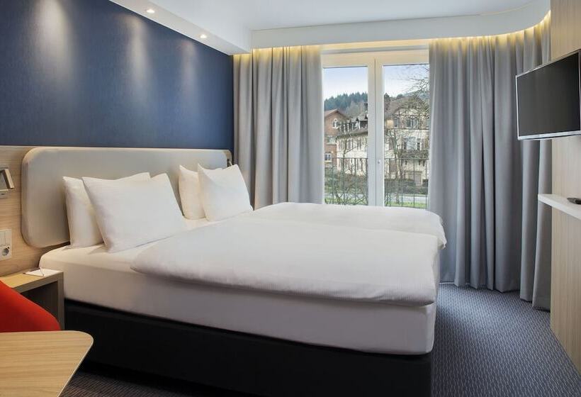 Номер Стандарт, Holiday Inn Express Baden Baden, An Ihg