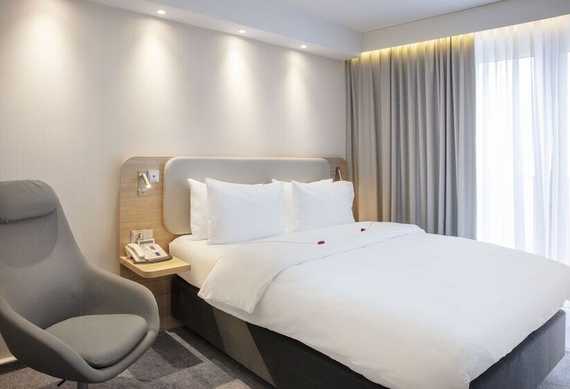 스탠다드 룸, Holiday Inn Express Baden Baden, An Ihg