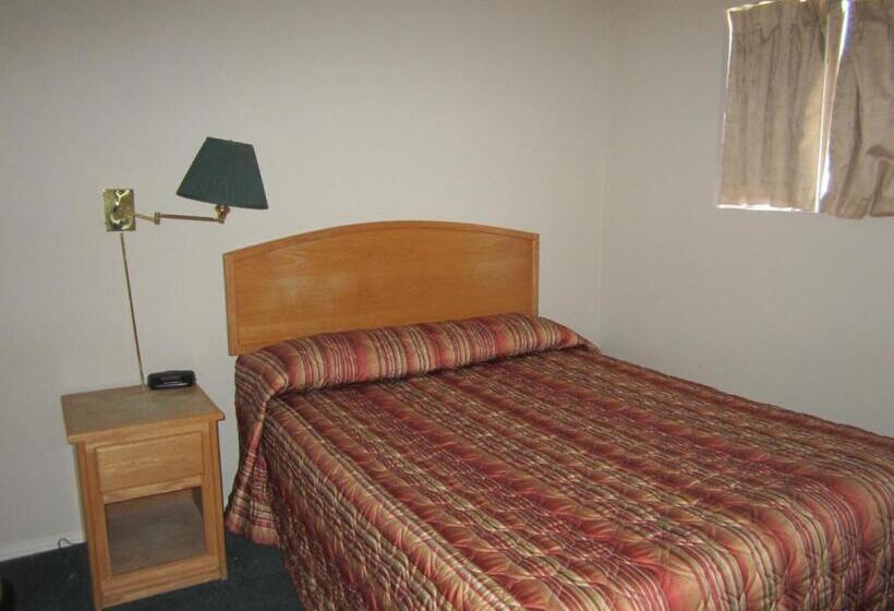 스탠다드 룸, Travelodge By Wyndham Merritt