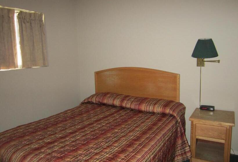 스탠다드 룸, Travelodge By Wyndham Merritt