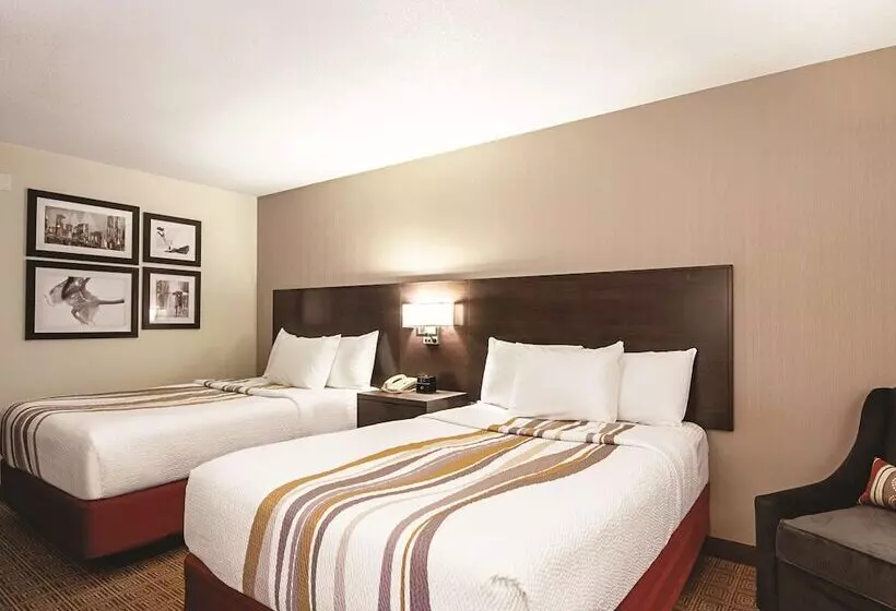 اتاق استاندارد با 2 تخت دوبل, La Quinta Inn By Wyndham Vancouver Airport
