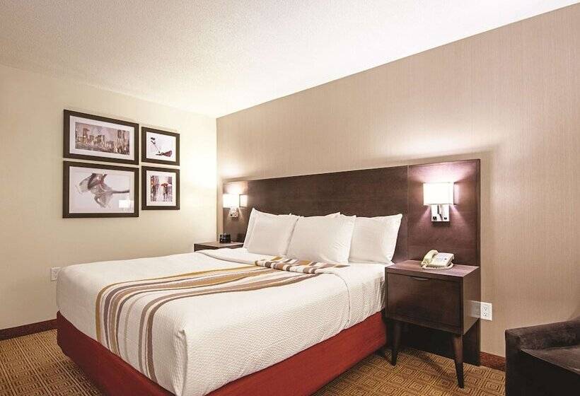 身障者適用ダブルベッド付きスタンダードルーム, La Quinta Inn By Wyndham Vancouver Airport