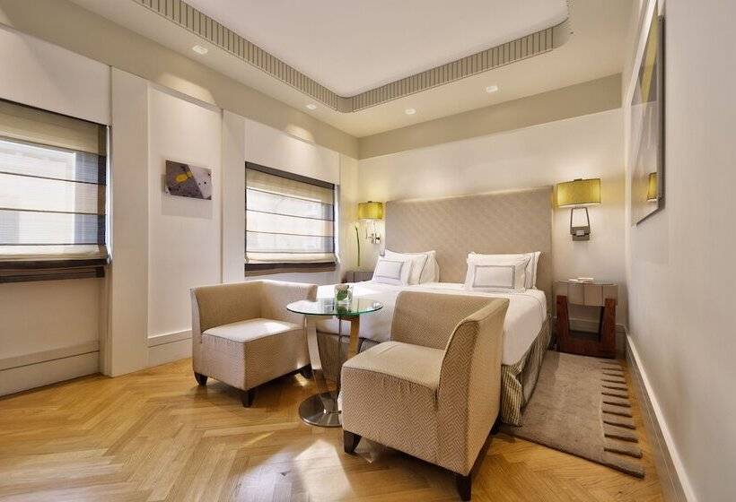 Классический Номер, Meliá Genova